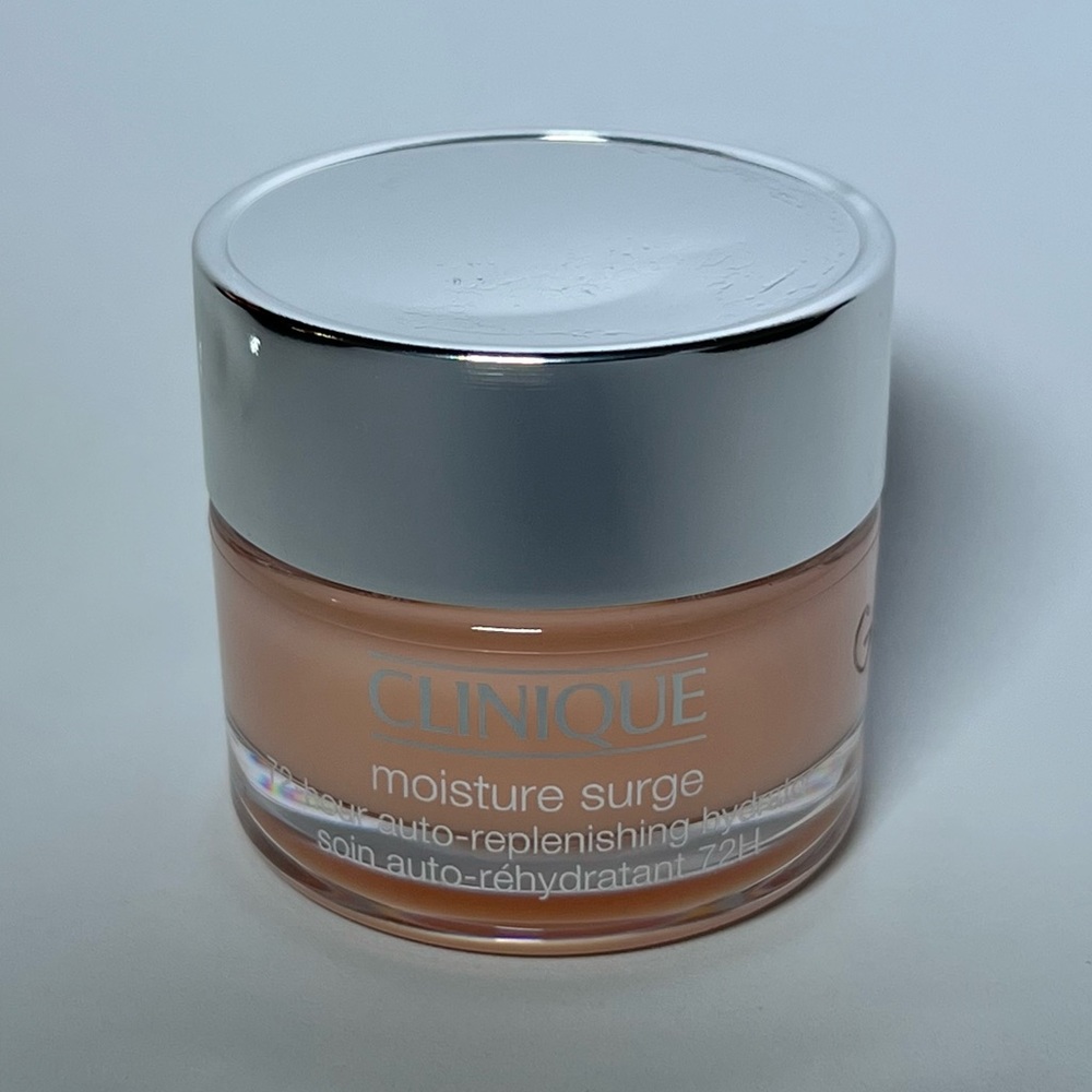 CLINIQUE Moisture Surge 72 hour auto replenishing hydrator